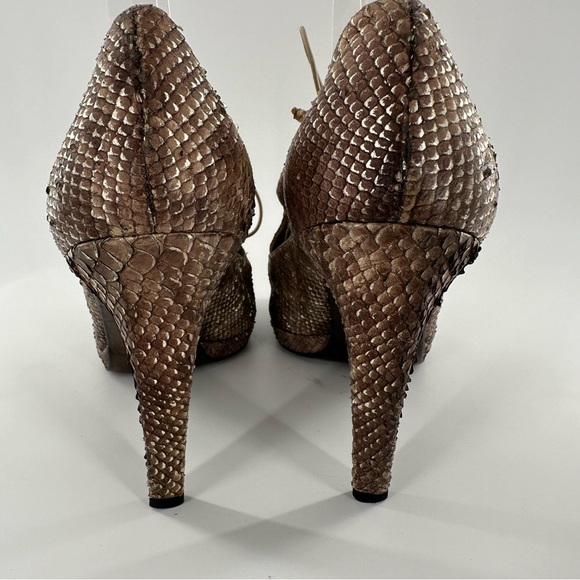 Stuart Weitzman ankle booties size 10 tan brown snakeskin square toe maximalist - Picture 4 of 12